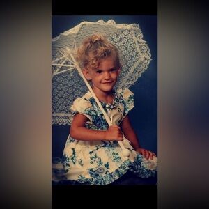 Floral Dress with Lace Parasol